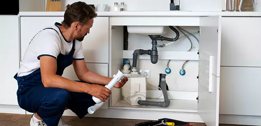 Plumbers for Frozen Pipes in Goodyear